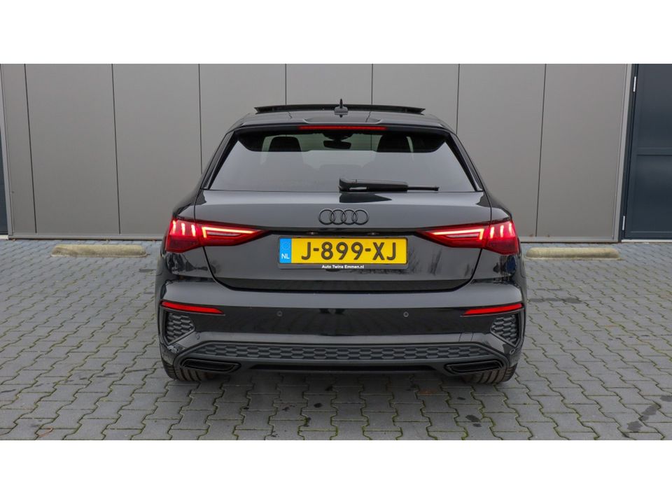 Audi A3 Sportback 35 TFSI S edition | 3X S-line | Matrix | Pano | CarPlay