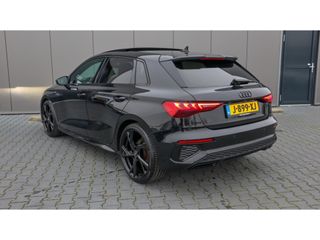 Audi A3 Sportback 35 TFSI S edition | 3X S-line | Matrix | Pano | CarPlay