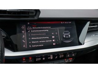 Audi A3 Sportback 35 TFSI S edition | 3X S-line | Matrix | Pano | CarPlay