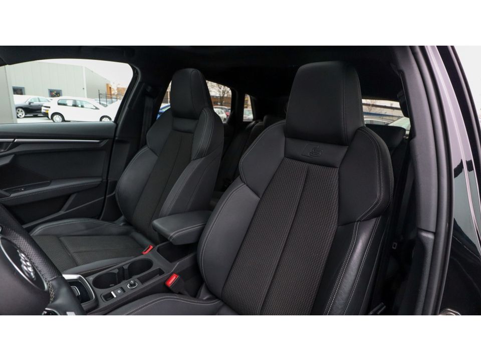 Audi A3 Sportback 35 TFSI S edition | 3X S-line | Matrix | Pano | CarPlay