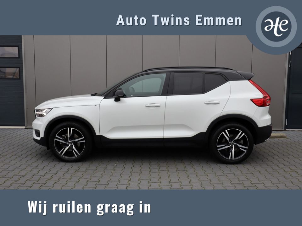 Volvo XC40 2.0 T4 R-Design | Led | Media | Stuur/stoel verwarming