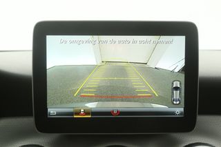 Mercedes-Benz CLA-Klasse 180 Automaat Airco Cruise Camera Navi 18"LMV LED