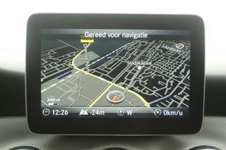 Mercedes-Benz CLA-Klasse 180 Automaat Airco Cruise Camera Navi 18"LMV LED