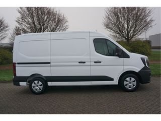 Renault Master T35 2.0 130PK Extra L2H2 10" R-Link scherm, Camera, Cruise, 270Gr. Deur!!!! NR. P04*