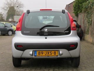 Peugeot 107 1.0-12V ! VERKOCHT !