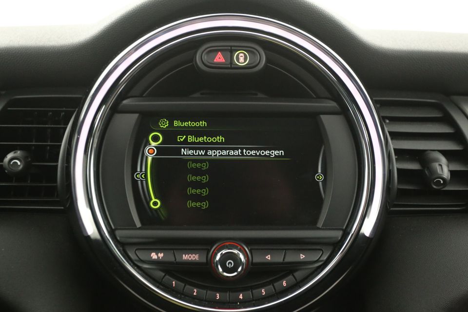 MINI Cooper 1.5 Cooper 136PK Automaat Pano Harman/Kardon Clima Cruise Navi Stoelverwarming 16"LMV