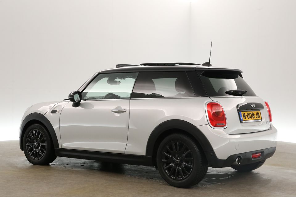 MINI Cooper 1.5 Cooper 136PK Automaat Pano Harman/Kardon Clima Cruise Navi Stoelverwarming 16"LMV