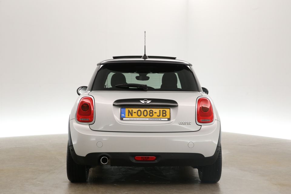 MINI Cooper 1.5 Cooper 136PK Automaat Pano Harman/Kardon Clima Cruise Navi Stoelverwarming 16"LMV