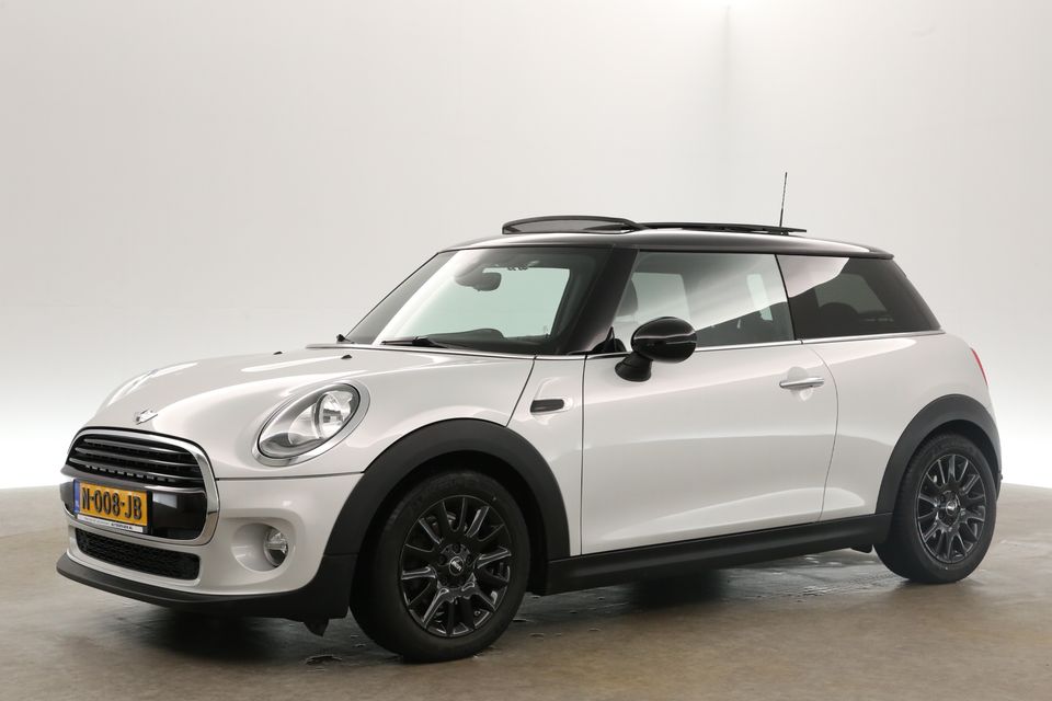 MINI Cooper 1.5 Cooper 136PK Automaat Pano Harman/Kardon Clima Cruise Navi Stoelverwarming 16"LMV