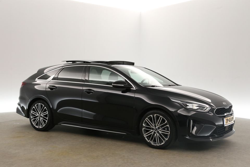 Kia ProCeed 1.4 T-GDI GT-PlusLine 141PK Automaat Pano Clima Camera Carplay Cruise LED Navi Memory-Seat PDC 18"LMV Winterpakket*