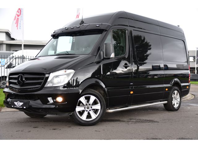 Mercedes-Benz Sprinter 319 3.0 V6 CDI 366 Black Edition Camera, Cruise, 190PK, Automaat, Stoelverwarming, LED, NAVI, Trekhaak, UNIEK!