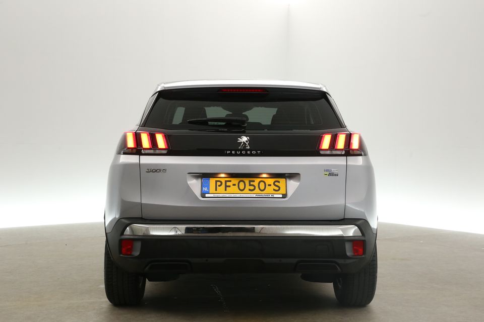 Peugeot 3008 1.2 PureTech Automaat Clima Camera Carplay Cruise LED PDC Navi Lane-Assist LMV