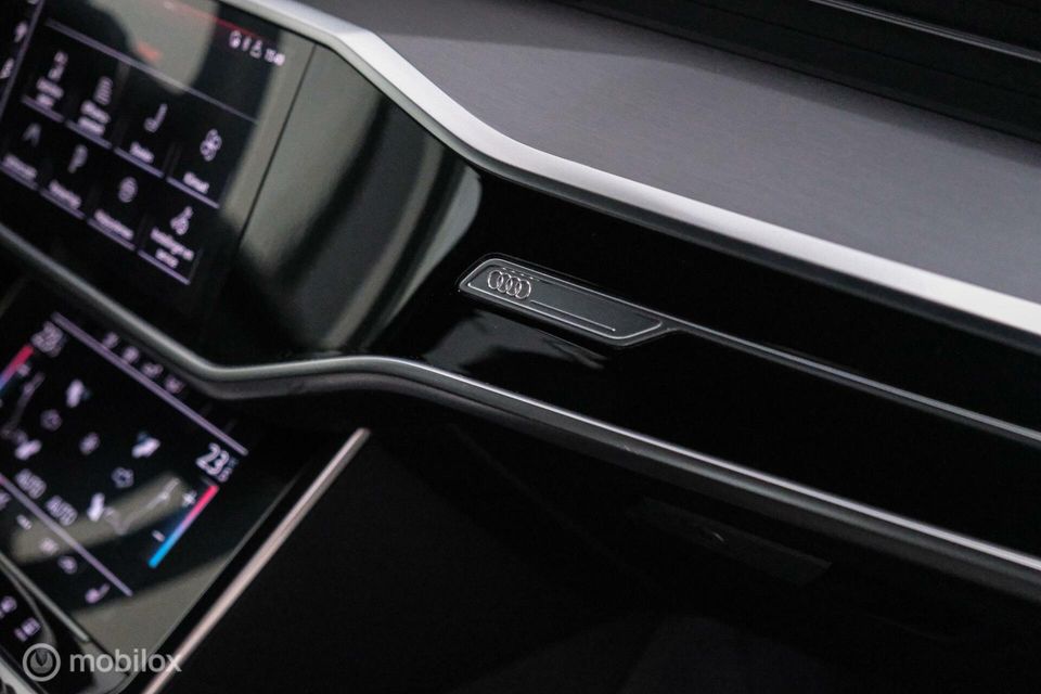 Audi A6 Avant 45 TFSI S edition 245 pk | CarPlay | NAP | LED | Daytona grijs | Leder |