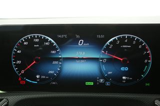 Mercedes-Benz CLA-Klasse 250e Business Solution AMG 235PK Hybride Automaat Sfeerverl. Cruise Camera Navi Virtual  18"LMV LED PDC Trekhaak