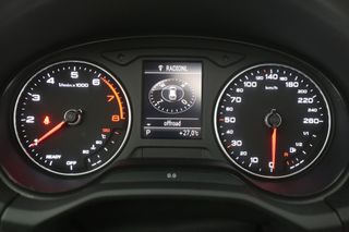 Audi Q2 35 TFSI S-line 150PK Automaat Pano Clima Cruise PDC Navi LED 18"LMV Trekhaak