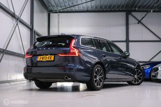 Volvo V60 2.0 B4 Business Pro | Adaptive | Stuur + stoel verwarming | NL auto | NAP |