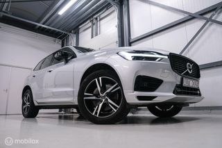 Volvo XC60 2.0 Recharge T8 AWD R-Design | schuifdak | Nappa leder | 390 pk | NAP | NL auto | acc |