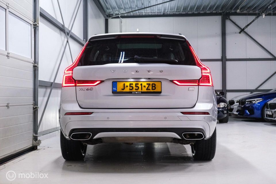 Volvo XC60 2.0 Recharge T8 AWD R-Design | schuifdak | Nappa leder | 390 pk | NAP | NL auto | acc |