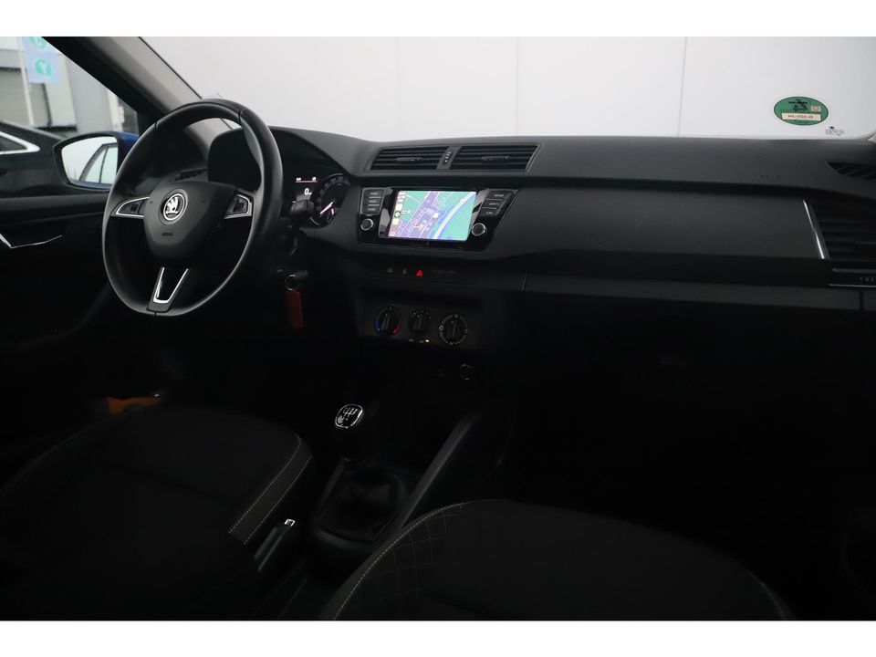 Škoda Fabia Combi 1.0 TSI Ambition 95PK Adaptive Cruise Carplay Android Navigatie Bluetooth Airco Parkeersensor