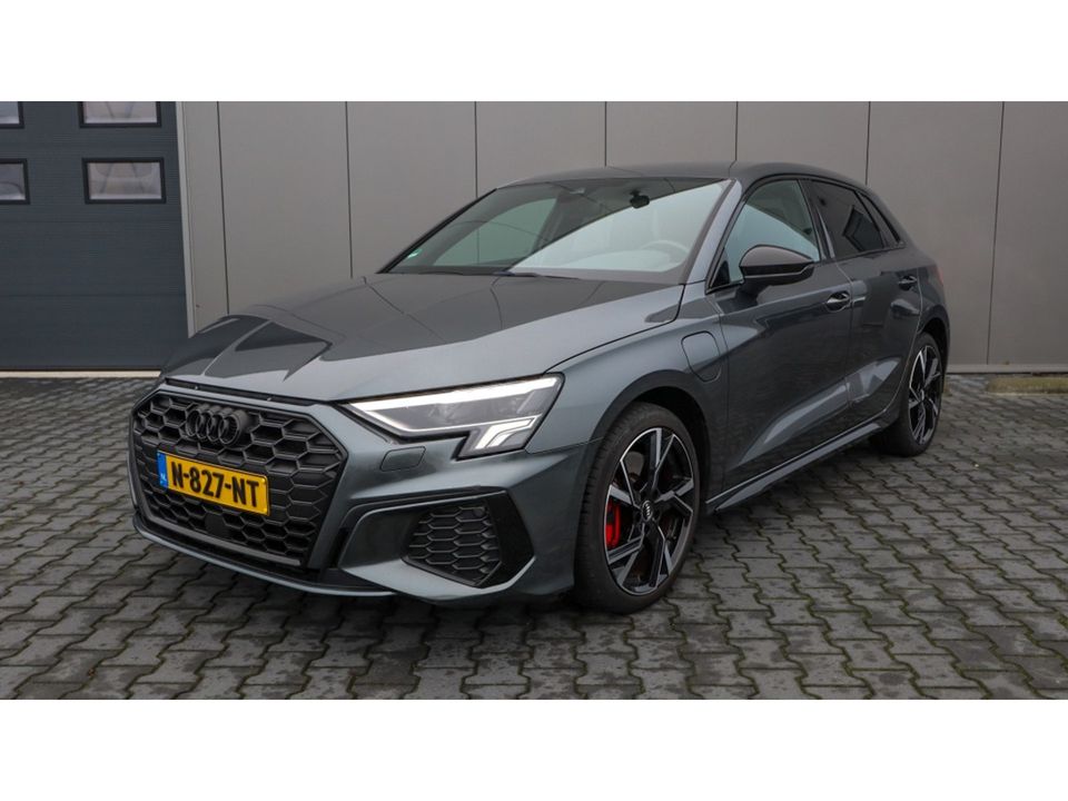 Audi A3 Sportback 45 TFSI e S ed. Comp | 3X S-Line | Matrix | Cruise | CarPlay