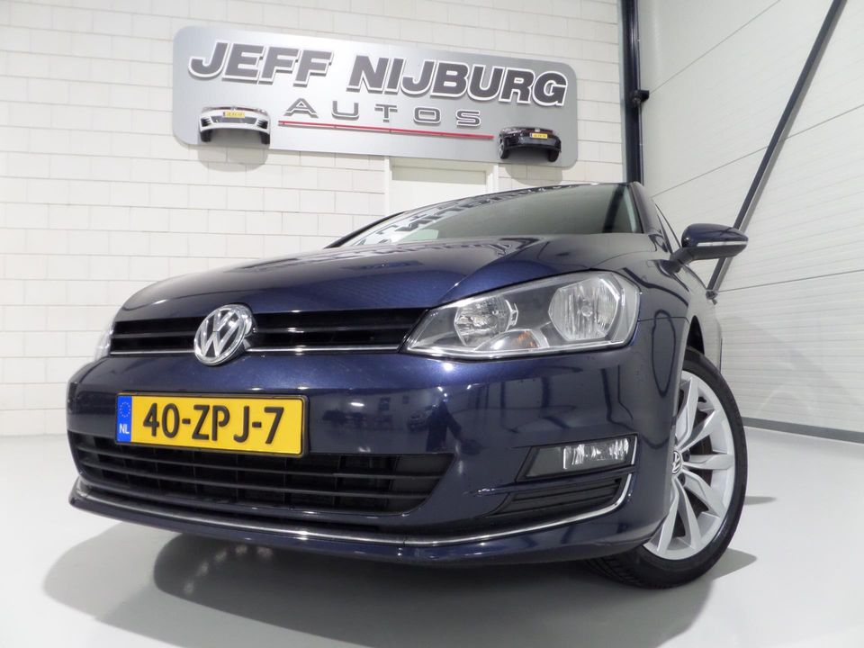 Volkswagen Golf 1.4 TSI Highline "Origineel NL!" 1e eigenaar! Navigatie Bluetooth Trekhaak 17"Velgen Alcantara-sportstoelen