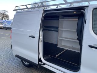 Opel Vivaro 2.0 CDTI L3H1 Edition / vaste prijs rijklaar € 19.950 ex btw / lease vanaf € 366 / airco / cruise / imperial / camera / trekhaak / euro 6 diesel !