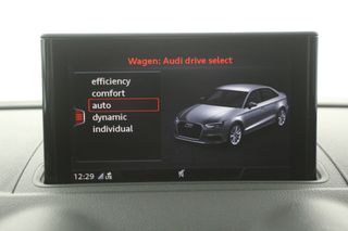 Audi A3 Limousine 30 TDI S-Line Automaat LED Clima Cruise Carplay Stoelverwarming Virtual 18''LMV Navi PDC