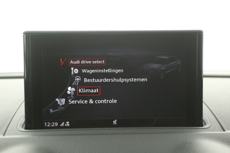 Audi A3 Limousine 30 TDI S-Line Automaat LED Clima Cruise Carplay Stoelverwarming Virtual 18''LMV Navi PDC