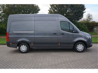 Mercedes-Benz Sprinter 317CDI Pro L2H2 BPM VRIJ!! 10.25" Mbux Navi, Cam, Gev. Stoel, 3.5T Trekhaak, LED!! NR. 731