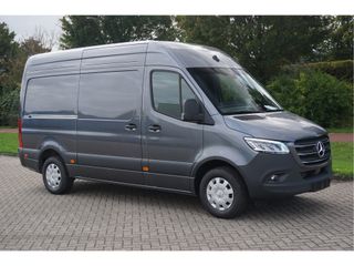 Mercedes-Benz Sprinter 317CDI Pro L2H2 BPM VRIJ!! 10.25" Mbux Navi, Cam, Gev. Stoel, 3.5T Trekhaak, LED!! NR. 731