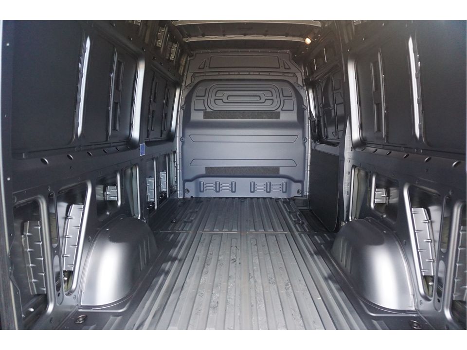 Mercedes-Benz Sprinter 317CDI Pro L2H2 BPM VRIJ!! 10.25" Mbux Navi, Cam, Gev. Stoel, 3.5T Trekhaak, LED!! NR. 731