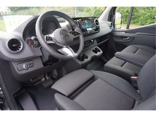 Mercedes-Benz Sprinter 317CDI Pro L2H2 BPM VRIJ!! 10.25" Mbux Navi, Cam, Gev. Stoel, 3.5T Trekhaak, LED!! NR. 733