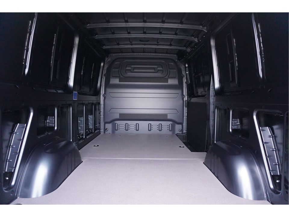 Mercedes-Benz Sprinter 319CDI Select L2H1 BPM VRIJ!! 10.25" Mbux, ACC, LED, 3.5T Trekhaak, 17" LM!! NR. 829