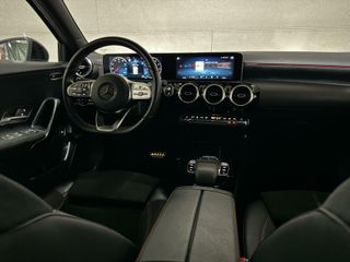 Mercedes-Benz A-Klasse 200 AMG Pano Nightpakket Widescreen NAP