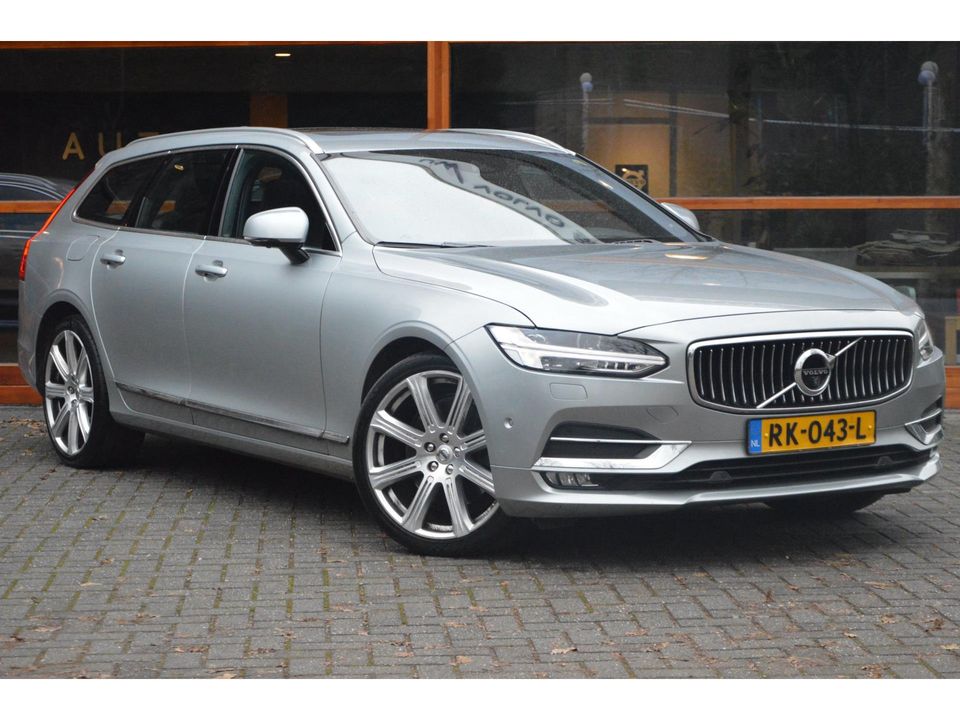 Volvo V90 T4 Automaat Inscription| Luchtvering | Bowers en Wilkins | 360 camera | Trekhaak 1.800kg