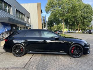 Audi RS4 quattro Avant 450PK l Keramisch l B&O l Carbon l Head up