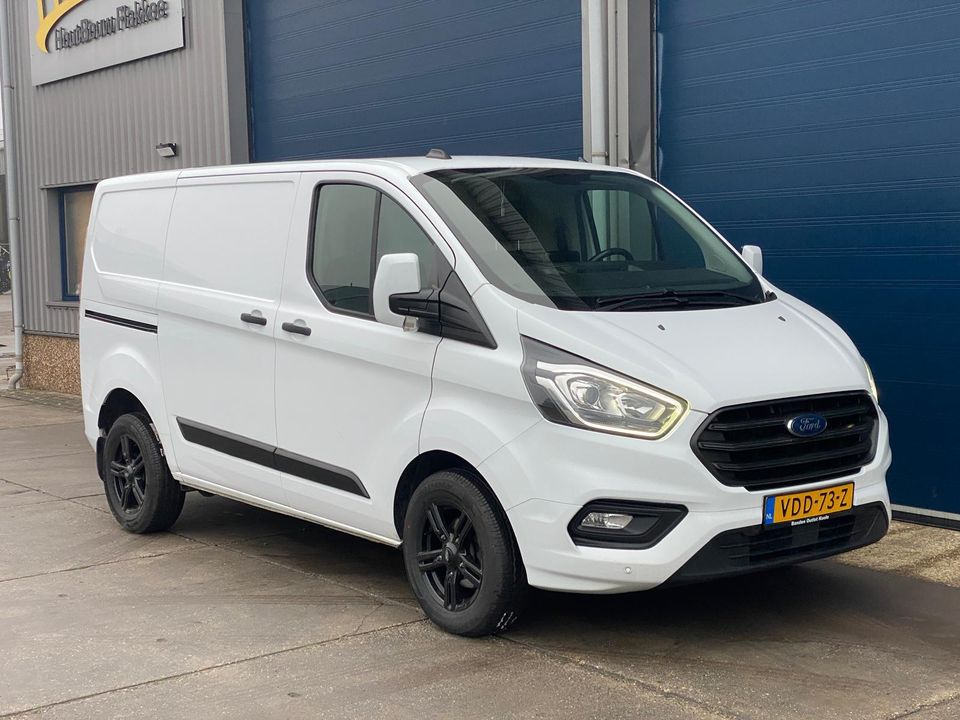 Ford Transit Custom 280 2.0 TDCI L1H1 Trend AIRCO / CRUISE CONTROLE / EURO 6 / NAVI / TREKHAAK