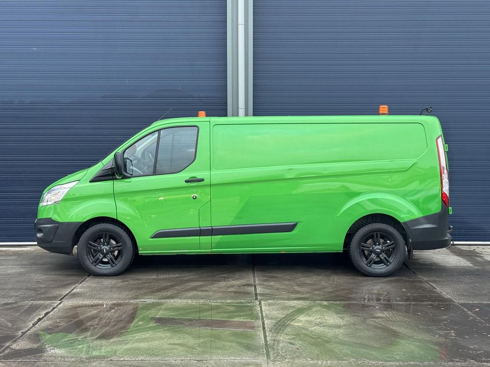 Ford Transit Custom 290 2.0 TDCI L2H1 Trend AIRCO / CRUISE CONTROLE / EURO 6 / TREKHAAK / CAMERA