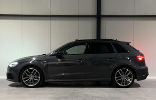 Audi A3 Sportback 35 TFSI S-line Pano Black Optic RS-stoelen