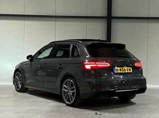 Audi A3 Sportback 35 TFSI S-line Pano Black Optic RS-stoelen