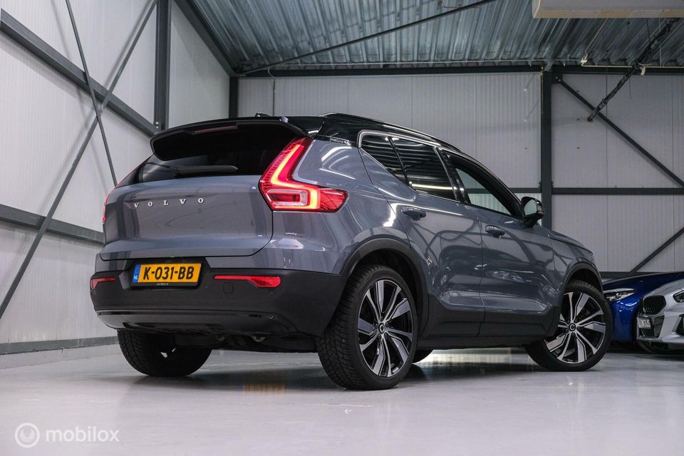 Volvo XC40 Recharge P8 AWD R-Design | 360 cam | Panorama | Leder alcantara | DAB | LED | Stoel en stuurwiel verwarming | Adaptive | NL auto