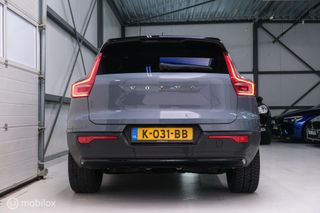 Volvo XC40 Recharge P8 AWD R-Design | 360 cam | Panorama | Leder alcantara | DAB | LED | Stoel en stuurwiel verwarming | Adaptive | NL auto