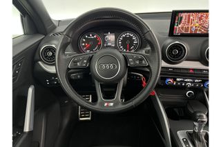 Audi Q2 35 TFSI S-line 150PK Automaat Pano Trekhaak Clima Cruise PDC Navi LED 18"LMV