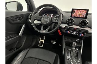 Audi Q2 35 TFSI S-line 150PK Automaat Pano Trekhaak Clima Cruise PDC Navi LED 18"LMV