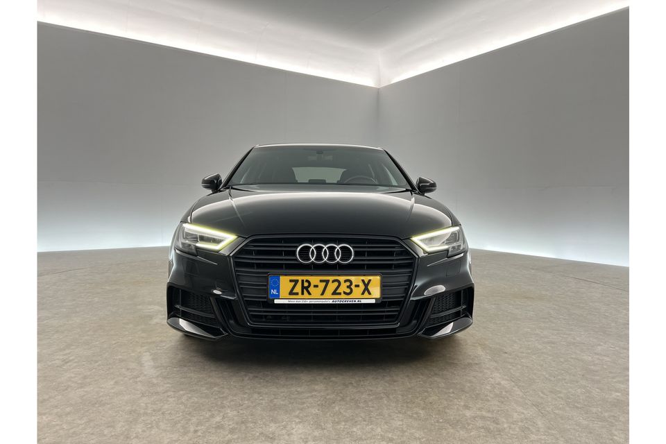 Audi A3 35 TFSI Black Optic S-Line 150PK Automaat LED Carplay Clima Cruise Stoelverwarming Navi Virtual PDC 18"LMV