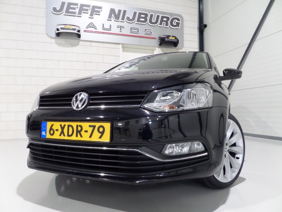 Volkswagen Polo 1.2 TSI Comfortline "Origineel NL!" Navigatie 17"velgen Bluetooth Cruise, van 2e eigenaar in UNIEK mooie staat