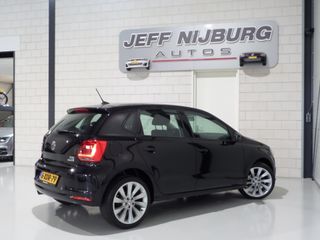 Volkswagen Polo 1.2 TSI Comfortline "Origineel NL!" Navigatie 17"velgen Bluetooth Cruise, van 2e eigenaar in UNIEK mooie staat