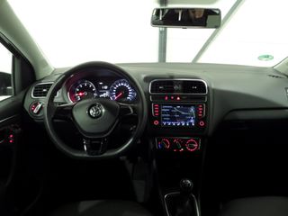 Volkswagen Polo 1.2 TSI Comfortline "Origineel NL!" Navigatie 17"velgen Bluetooth Cruise, van 2e eigenaar in UNIEK mooie staat