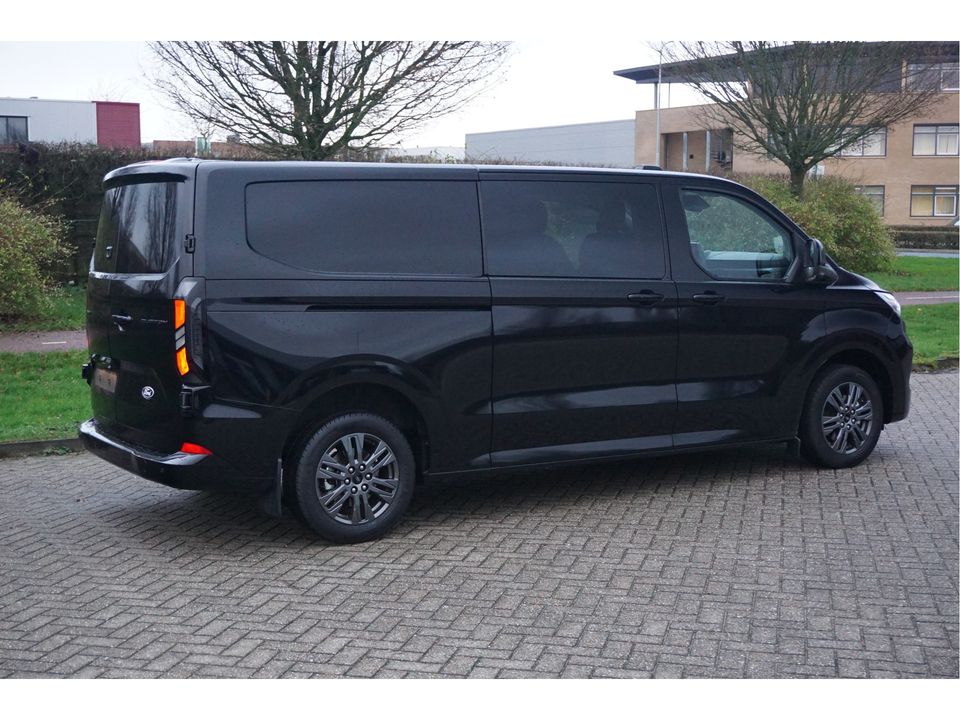 Ford Transit Custom 300L 170PK DC Limited AUT BPM VRIJ!! Navi, ACC, Trekhaak, 360° Cam, 17" LM, Elec. Schuifdeur!! NR. 824