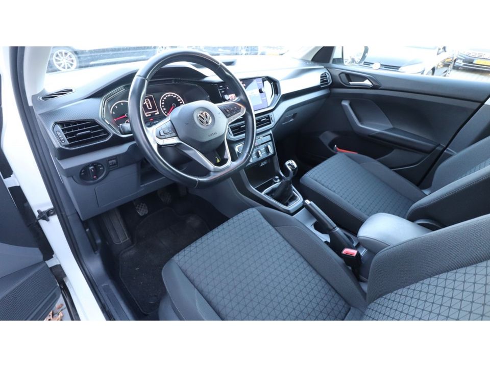 Volkswagen T-Cross 1.0 TSI Life | Apple Android | Adaptief cruise| Lm velgen